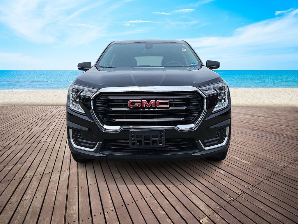 Used 2024 GMC Terrain