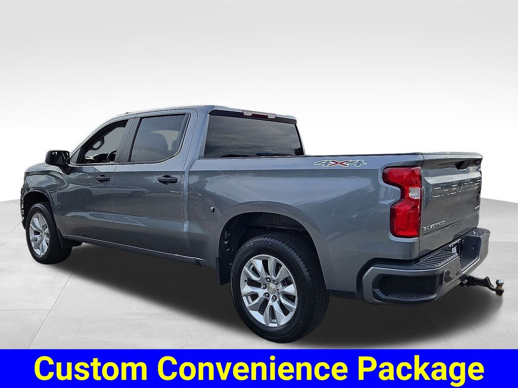 2021 Chevrolet Silverado 1500 Custom photo 3