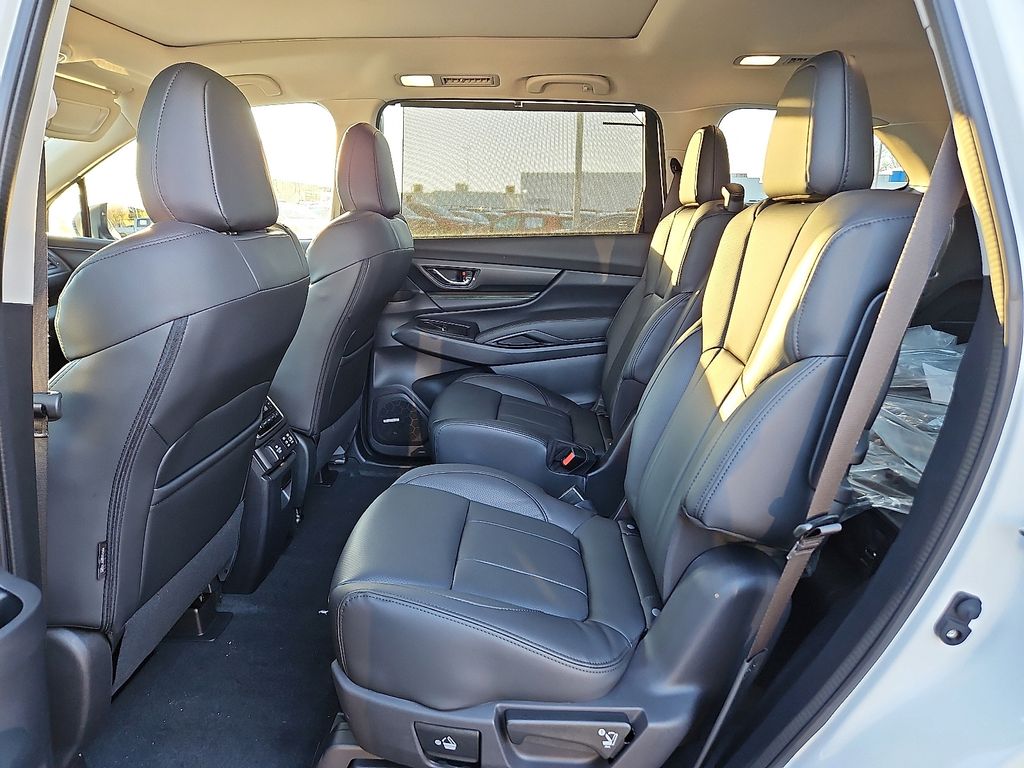 2026 Subaru Ascent Onyx Edition-Touring - Photo 6