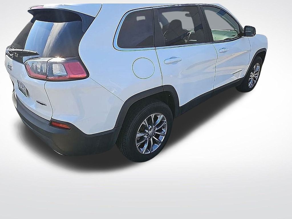 2019 Jeep Cherokee Latitude photo 2