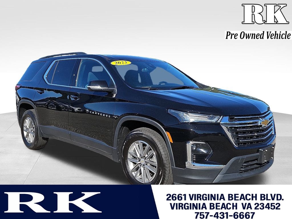 Used 2023 Chevrolet Traverse LT SUV