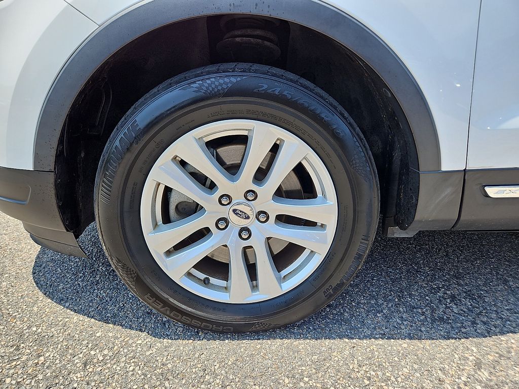 Photo 8