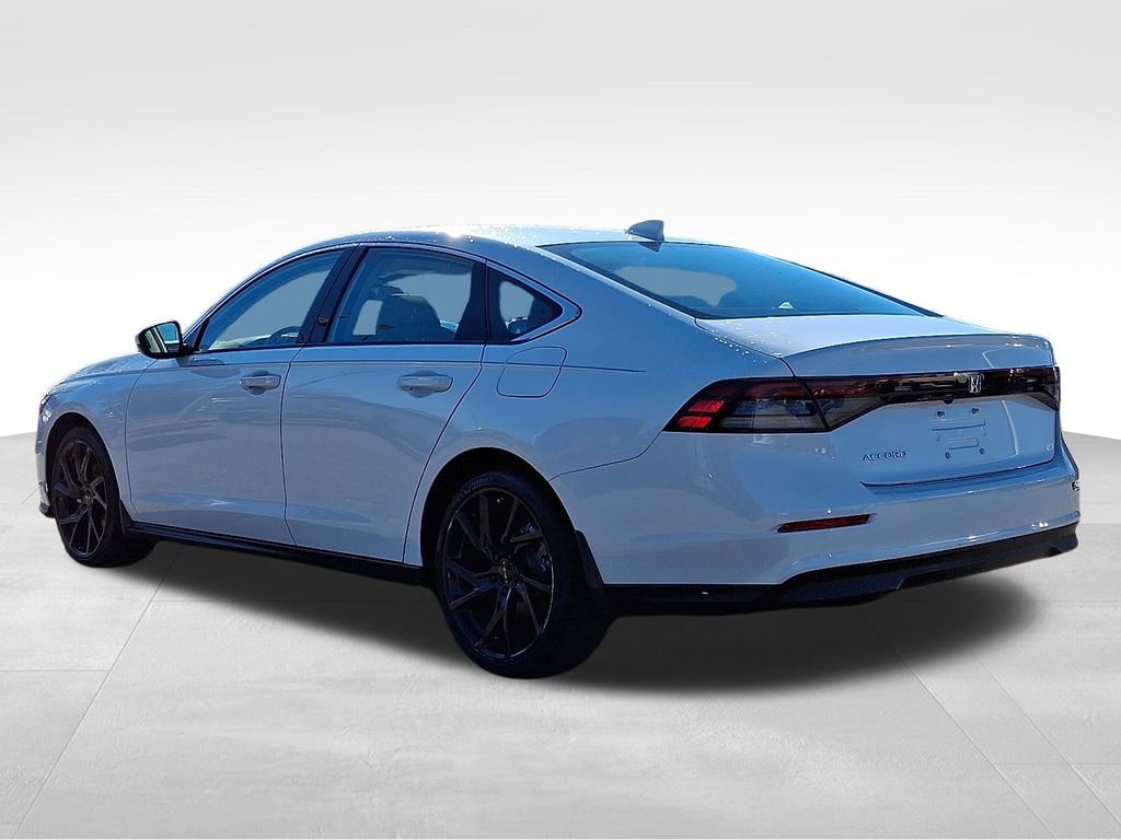 Used 2024 Honda Accord EX Sedan