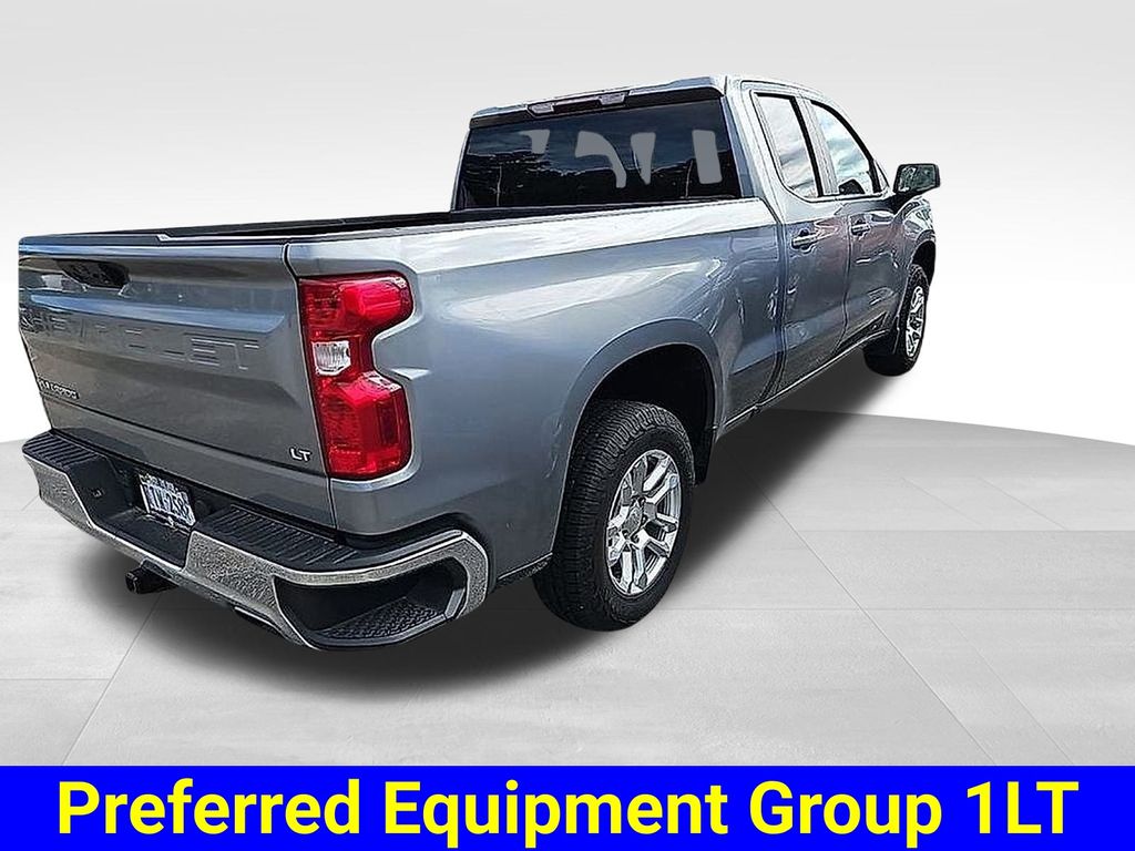 2023 Chevrolet Silverado 1500 LT photo 2