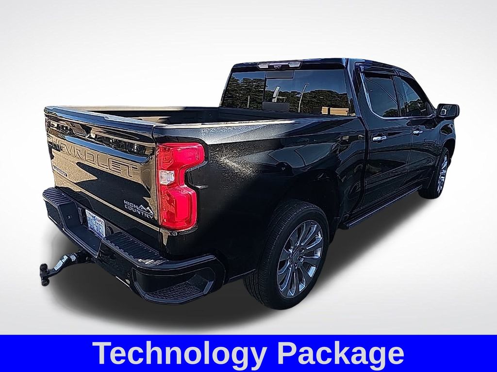 2022 Chevrolet Silverado 1500 High Country photo 2