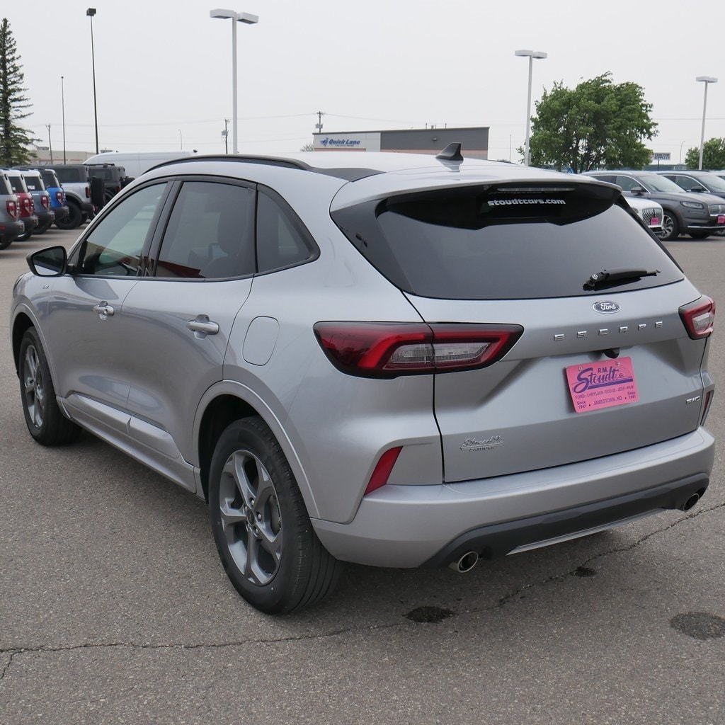 Used 2024 Ford Escape ST-Line with VIN 1FMCU9MN1RUA52881 for sale in Jamestown, ND