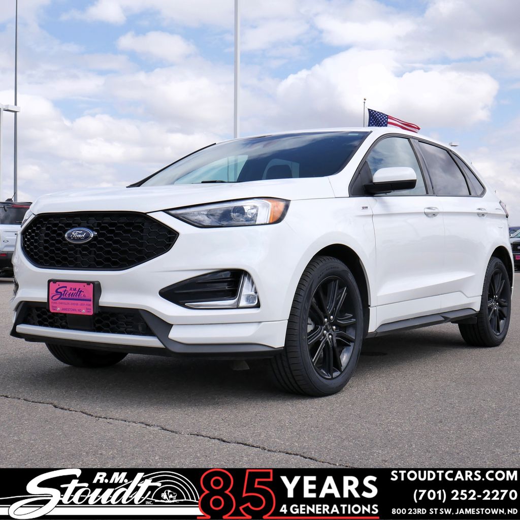 2021 Ford Edge ST-Line AWD's photo