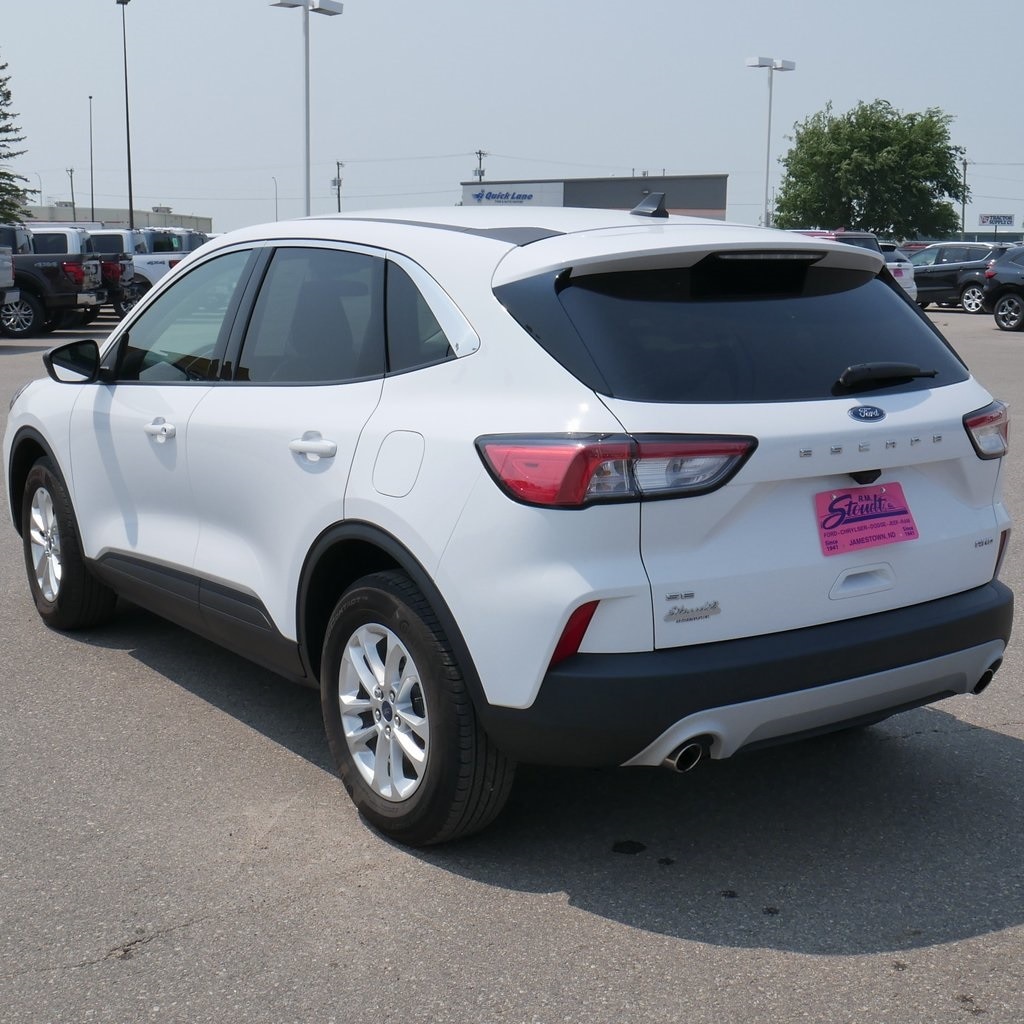 Used 2022 Ford Escape SE with VIN 1FMCU9G65NUA07344 for sale in Jamestown, ND