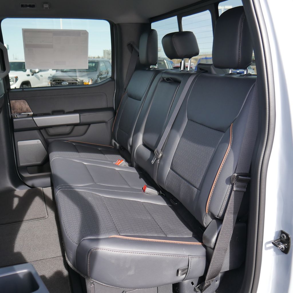 2026 Ford F-250 Super Duty Lariat - Photo 6