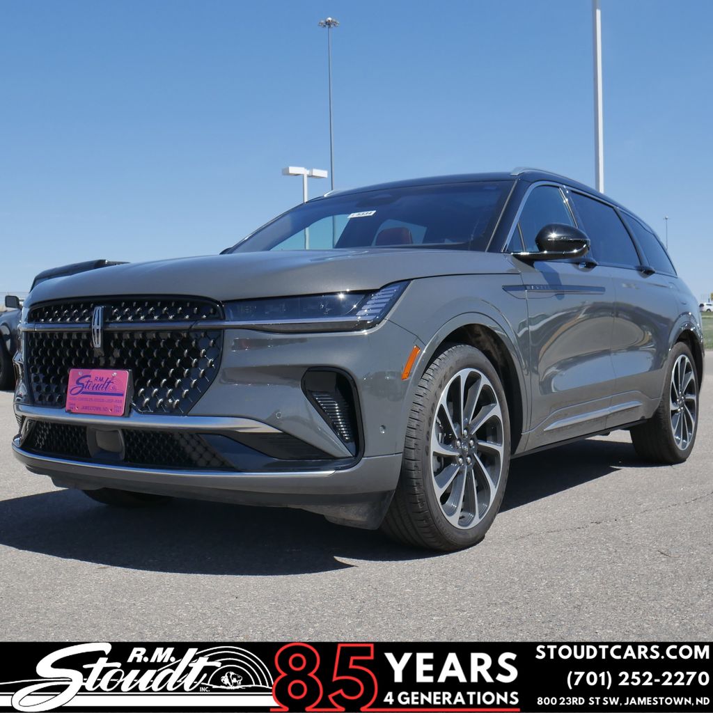 2024 Lincoln Nautilus Black Label AWD's photo