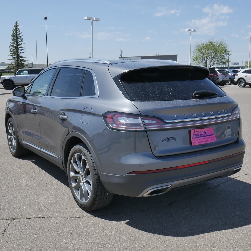 Used 2021 Lincoln Nautilus Reserve with VIN 2LMPJ8K91MBL13102 for sale in Jamestown, ND
