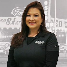 Staff member Chantel Arnold - Sales and Leasing from 4b3215a43a15