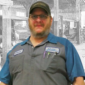 Staff member Darin Kelstrom - Service Technician from 5b57f6dd5b1d