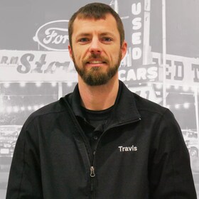 Staff member Travis Samshal - Sales and Leasing from 67d94483110b