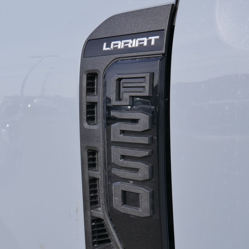 2026 Ford F-250 Super Duty Lariat - Photo 14