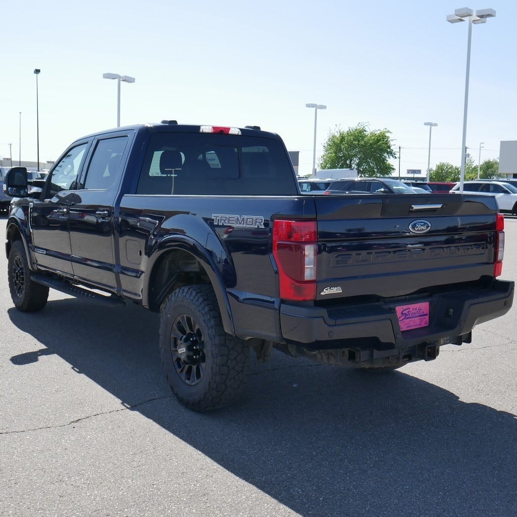 Used 2022 Ford F-350 Super Duty Lariat with VIN 1FT8W3BT1NEE86869 for sale in Jamestown, ND