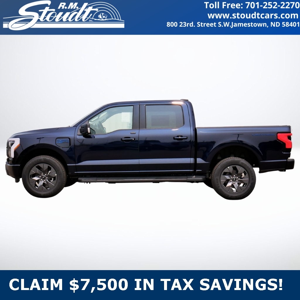 2025 Ford F-150 Lightning Flash's photo