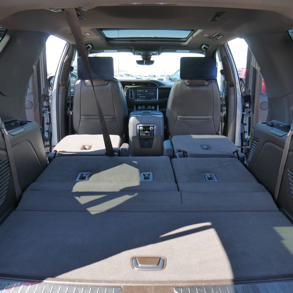2021 GMC Yukon Denali - Photo 21