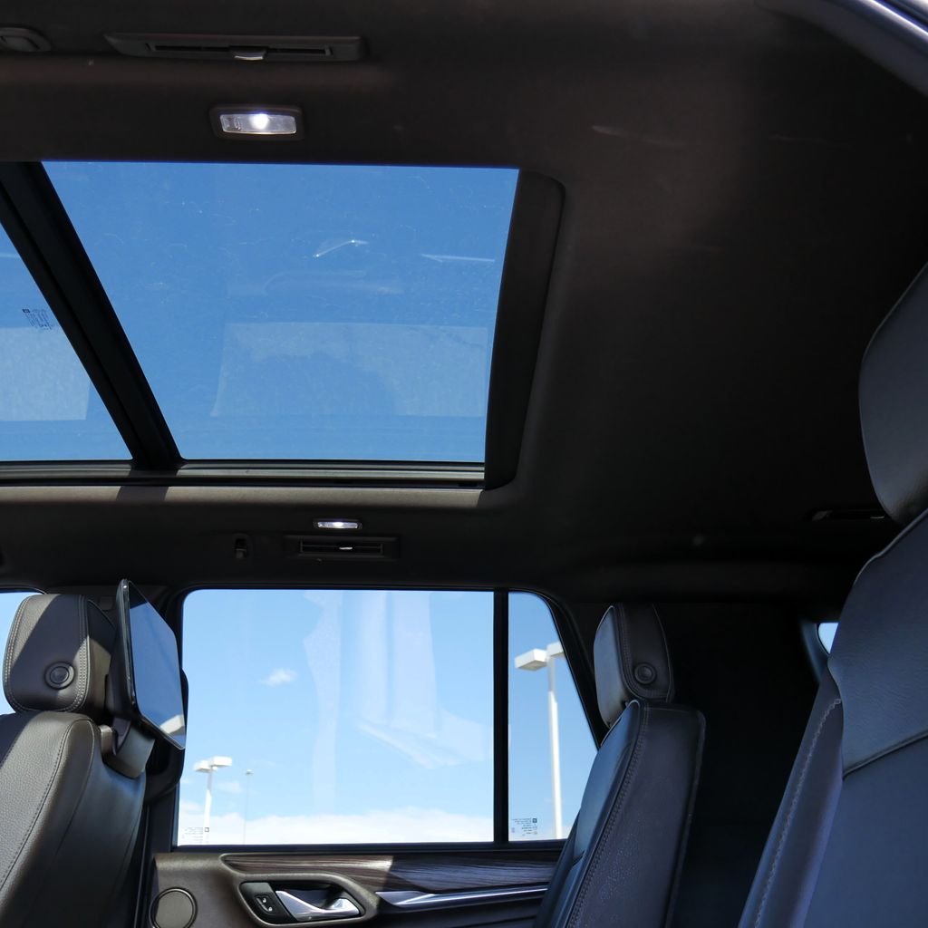 2021 GMC Yukon Denali - Photo 23