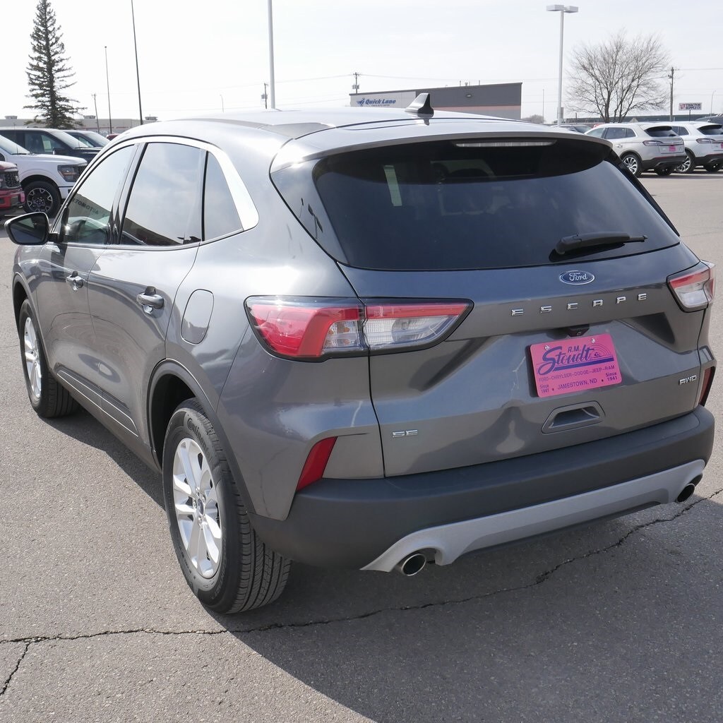 Used 2022 Ford Escape SE with VIN 1FMCU9G64NUA95917 for sale in Jamestown, ND