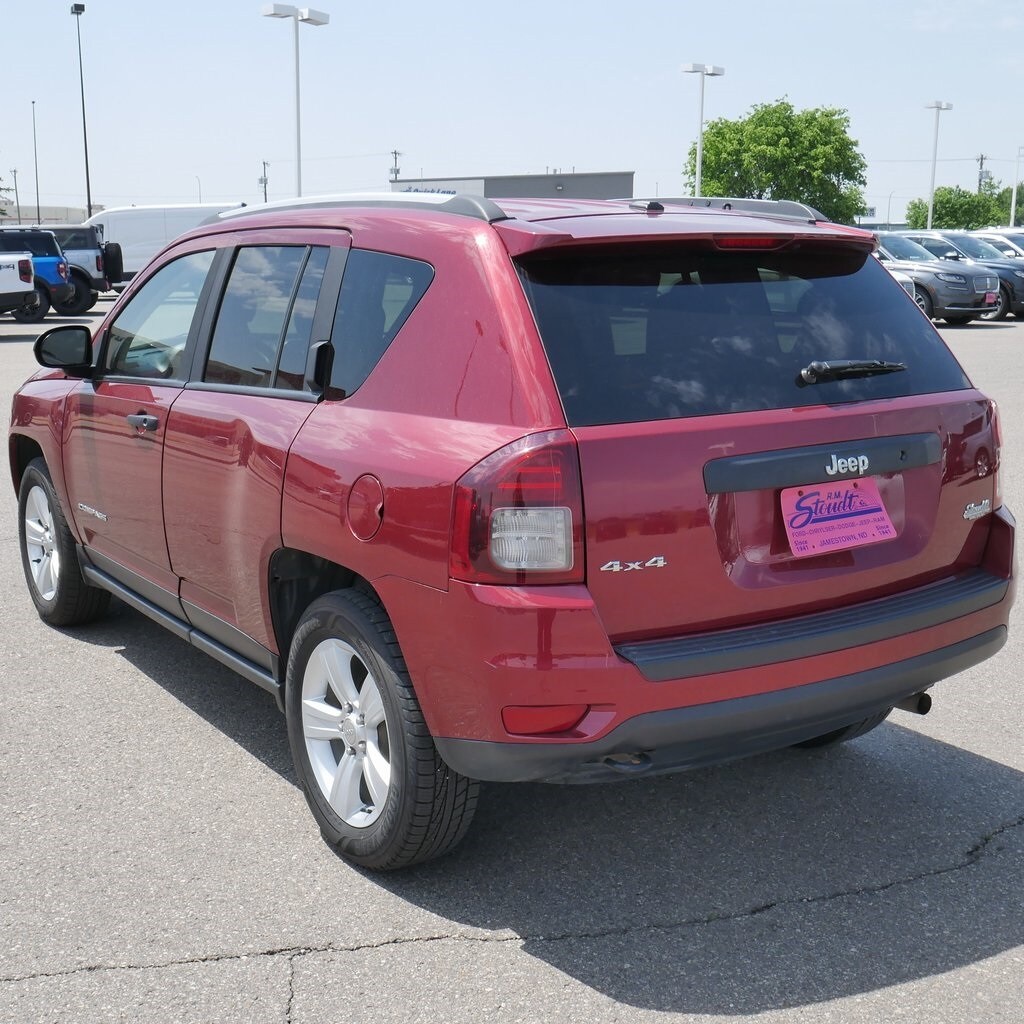 Used 2016 Jeep Compass Sport with VIN 1C4NJDBB8GD550316 for sale in Jamestown, ND