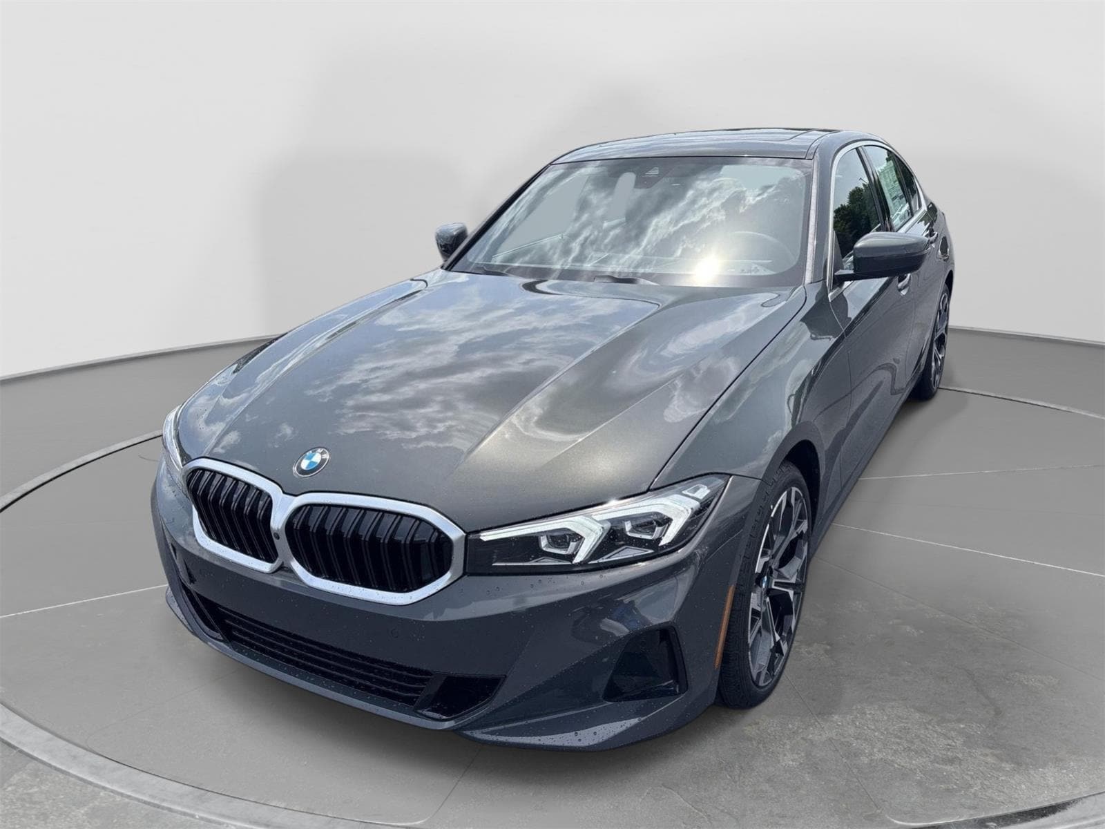 2026 BMW 3 Series 330i Sedan's photo