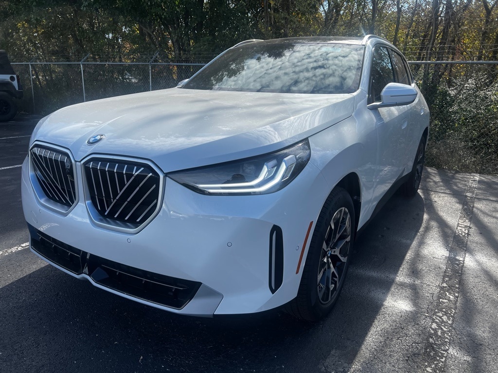 2026 BMW X3 30's photo