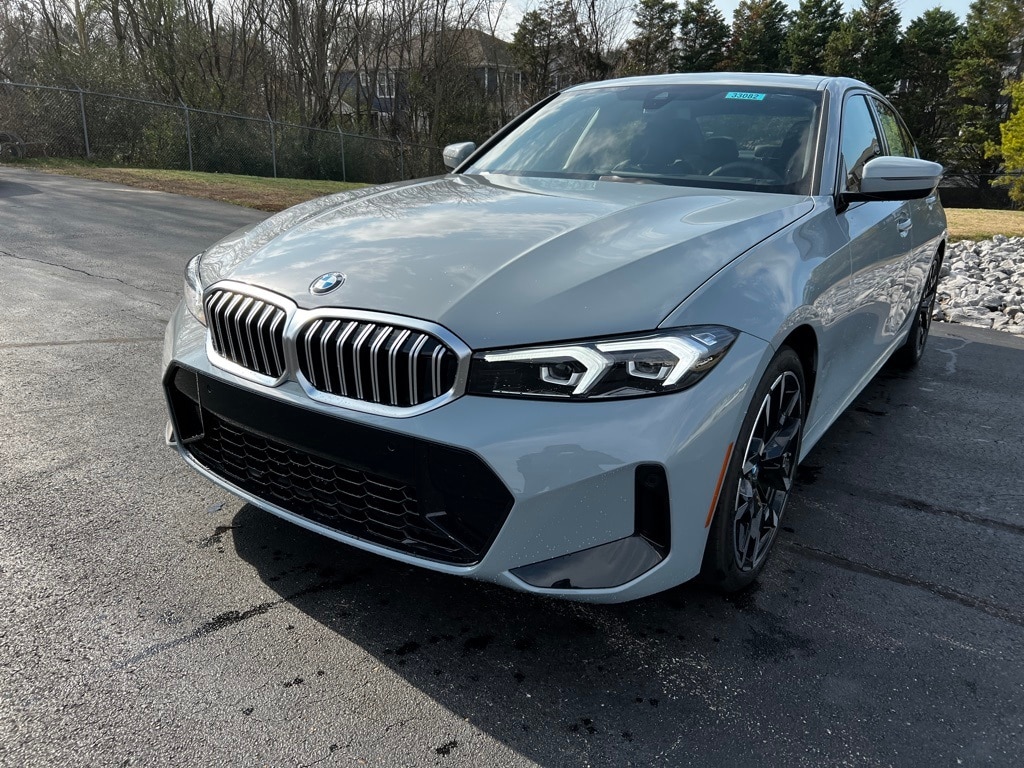 2026 BMW 3 Series 330i's photo