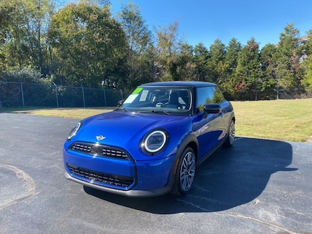 2025 MINI Hardtop 2 Door Cooper Hatchback