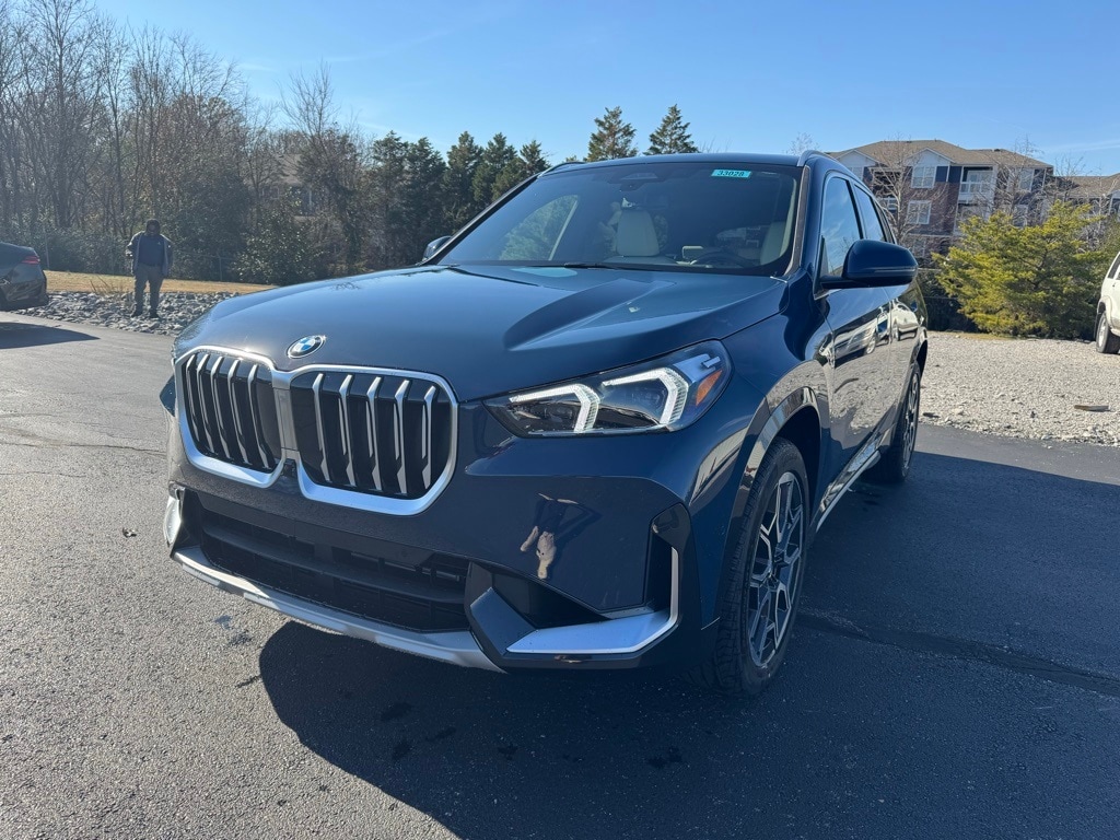 2026 BMW X1 28i's photo