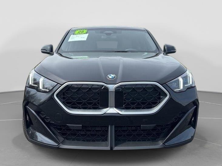 2025 BMW X2 xDrive28i's photo
