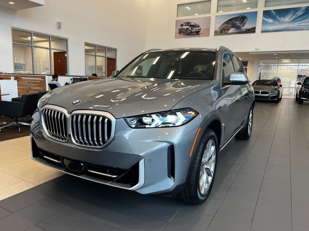 New 2026 BMW X5 sDrive40i SUV
