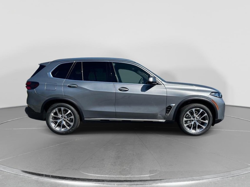 New 2026 BMW X5 xDrive40i SUV