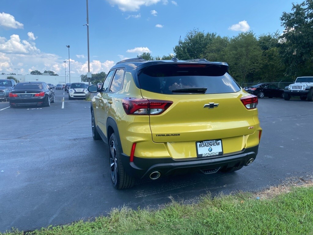 2023 Chevrolet Trailblazer RS photo 2