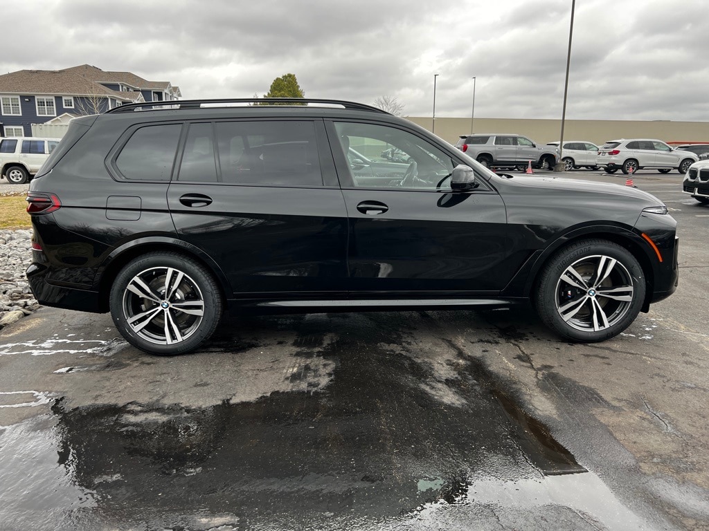 New 2026 BMW X7 xDrive40i SUV