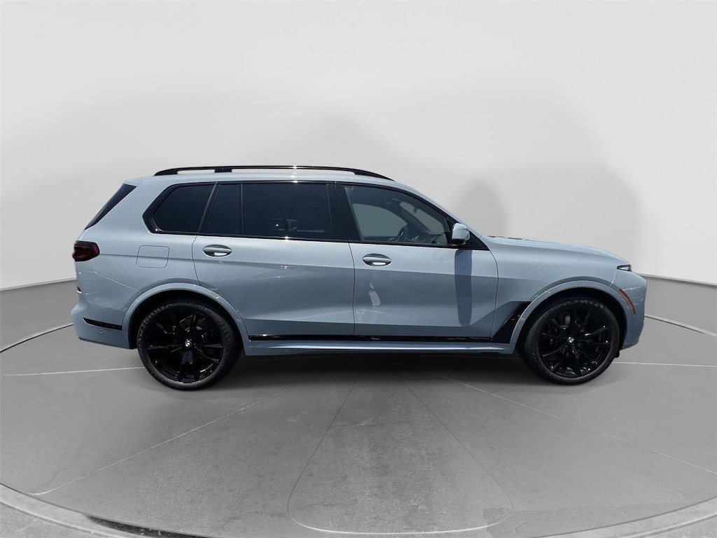 New 2027 BMW X7 xDrive40i SUV