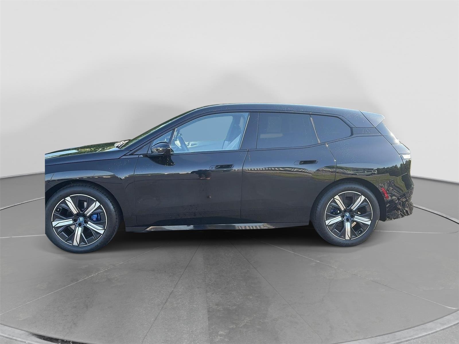 Used 2023 BMW iX Base with VIN WB533CF06PCM82040 for sale in Memphis, TN
