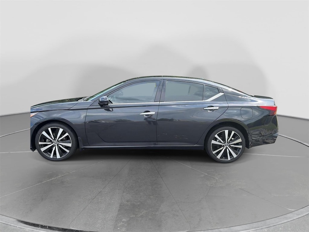 Used 2021 Nissan Altima 2.5 Platinum Sedan