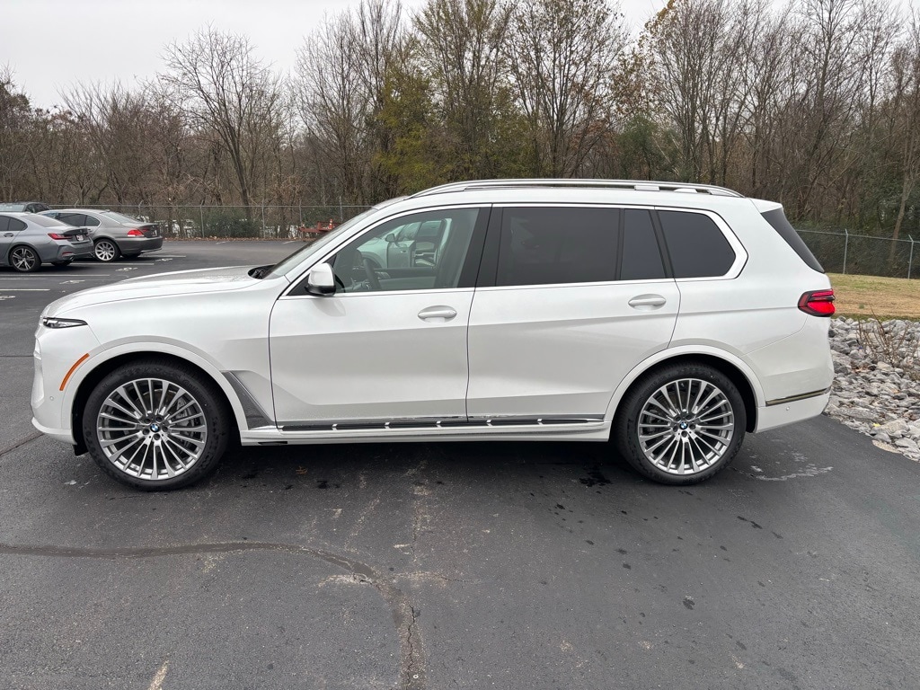 New 2026 BMW X7 xDrive40i SUV