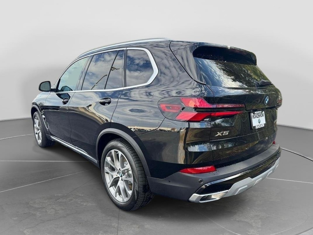 New 2026 BMW X5 xDrive50e SUV