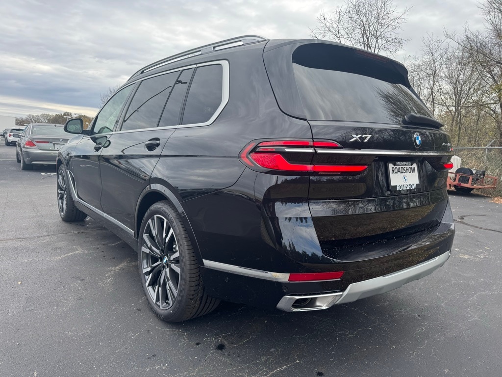 New 2026 BMW X7 xDrive40i SUV