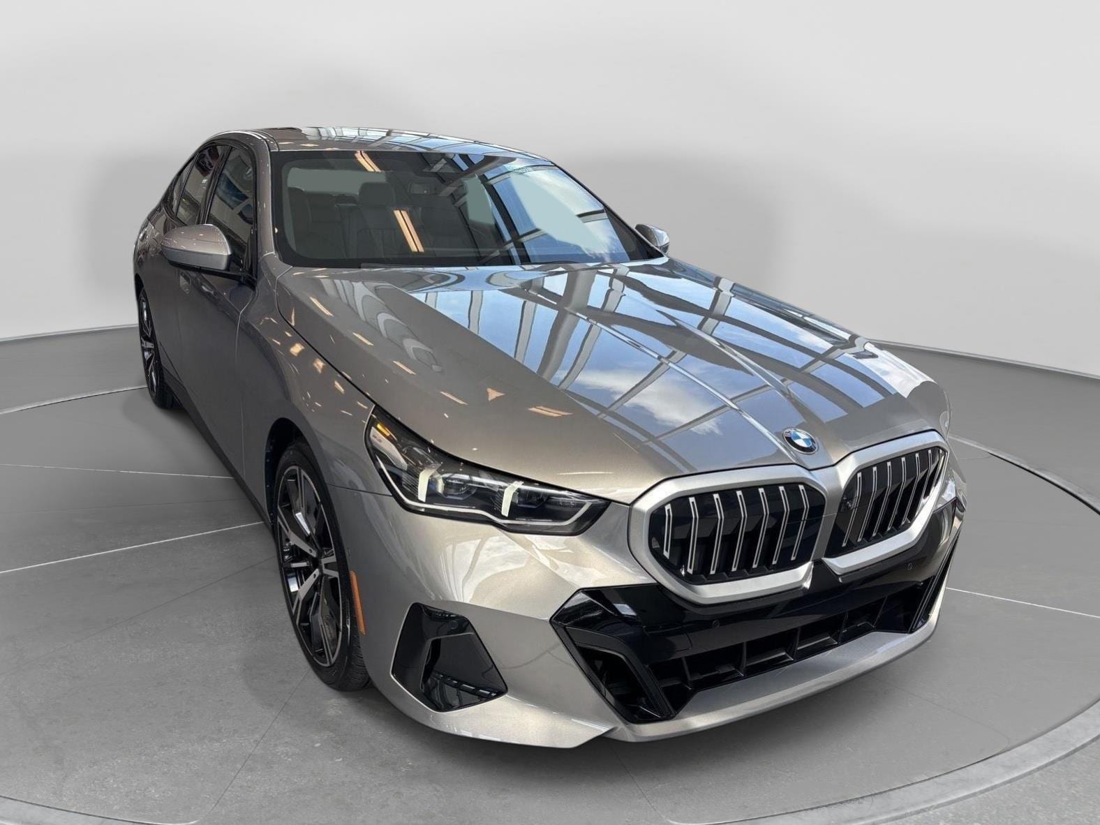 2026 BMW 5 Series 530i Sedan's photo
