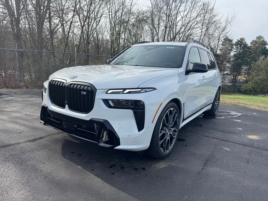 2026 BMW X7 M60i's photo