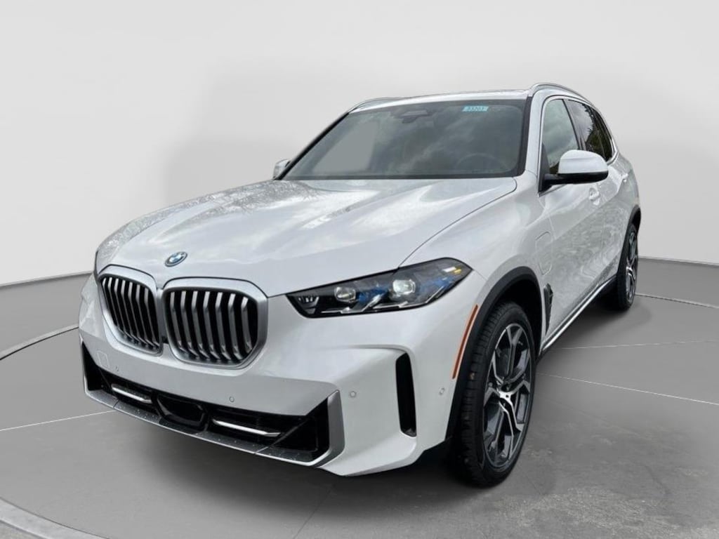 New 2026 BMW X5 xDrive50e SUV