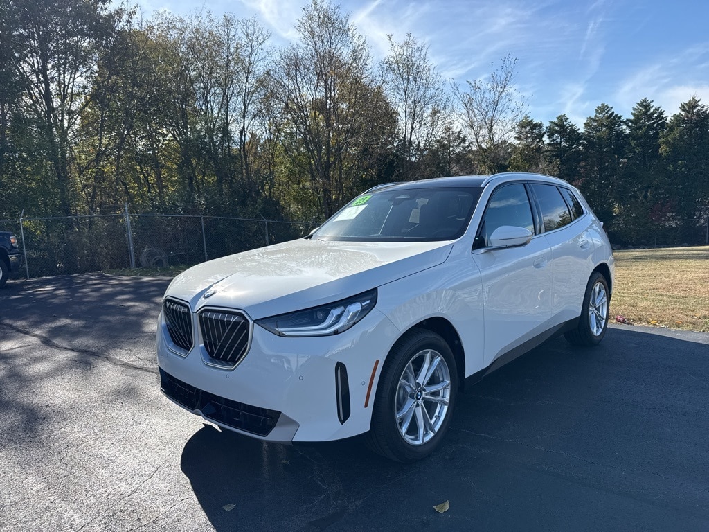 2025 BMW X3 30's photo