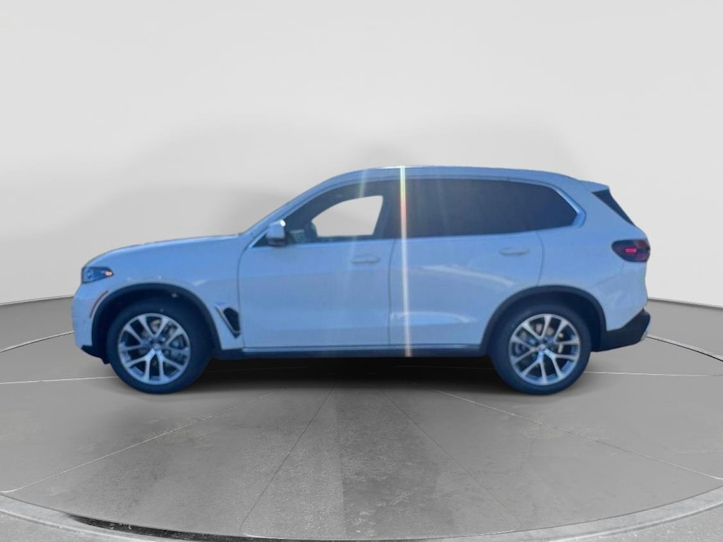 New 2026 BMW X5 sDrive40i SUV
