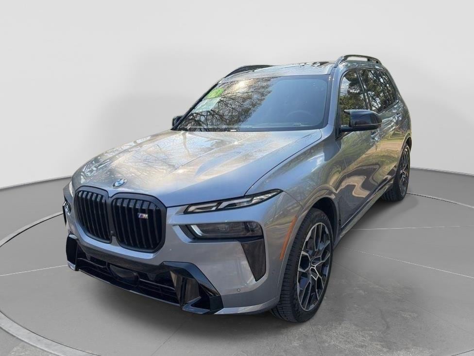 2026 BMW X7 M60i's photo