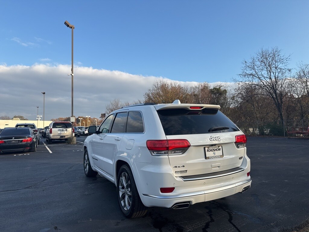 2019 Jeep Grand Cherokee Summit photo 3