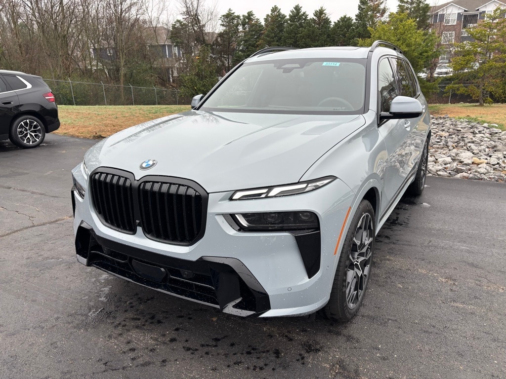 2026 BMW X7 40i's photo