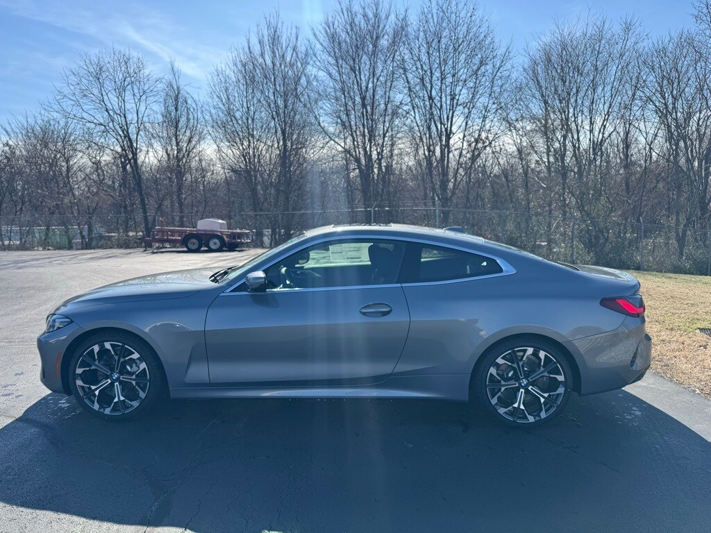 2025 Bmw 430i Coupe photo 2